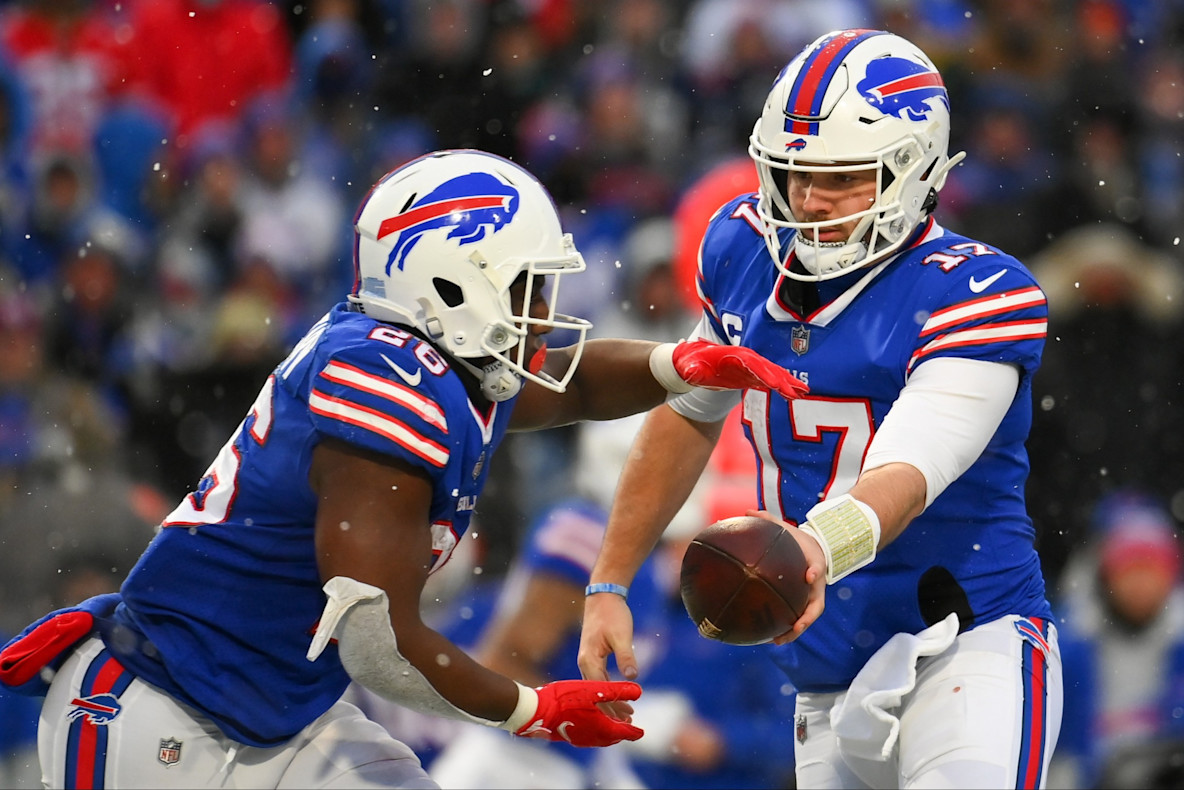 Football_NFL_Buffalo Bills Josh Allen and Devin Singletary